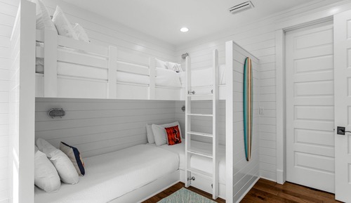 House, 5 Bedrooms (Flip Flop Inn)