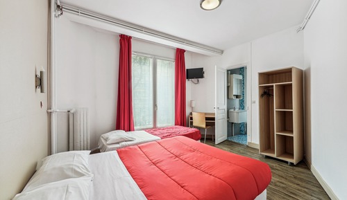 Classic Triple Room, Multiple Beds, Private Bathroom