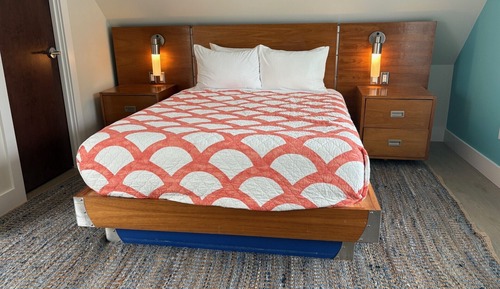 Newly Renovated Decor Queen Bed Ocean View