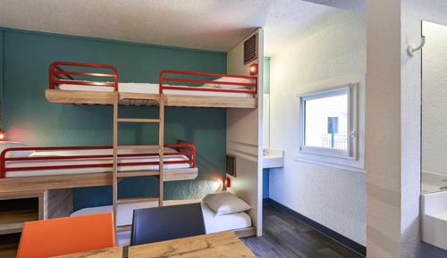 Shared Dormitory, 1 Twin Bed