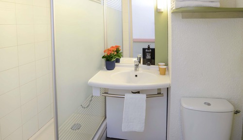 Triple Room, Multiple Beds