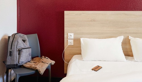 Chambre double TANDEM avec salle de bain commune