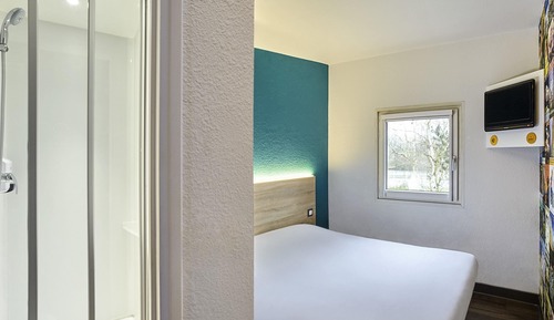 Room, 1 Double Bed, Private Bathroom (Cabrio)