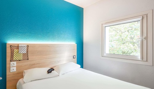 Cabrio room with private bathroom