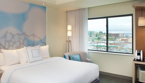 Room, 2 Queen Beds, Harbor View (Mobility Accessible, Tub)