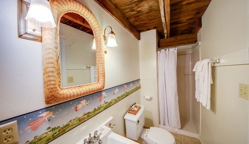 The Captain's House - Superior Deluxe Rooms