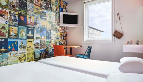 Room, 2 Twin Beds (Side Car)