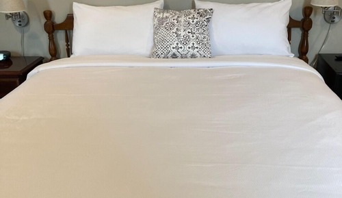 Guest House 2nd floor Deluxe King