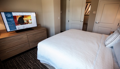 Suite, 1 Bedroom (Hearing Accessible)