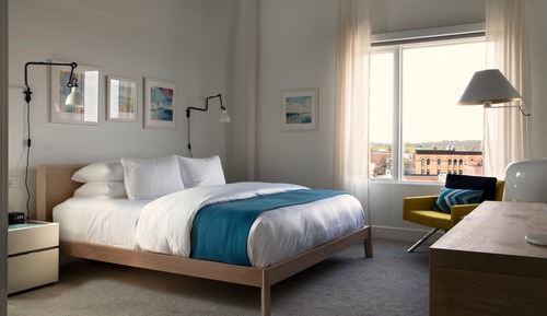 Cozy King Mobility Accessible