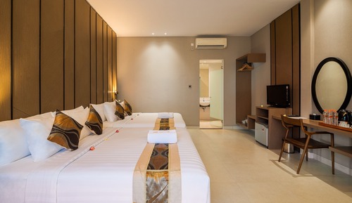 Deluxe Family With Garden View