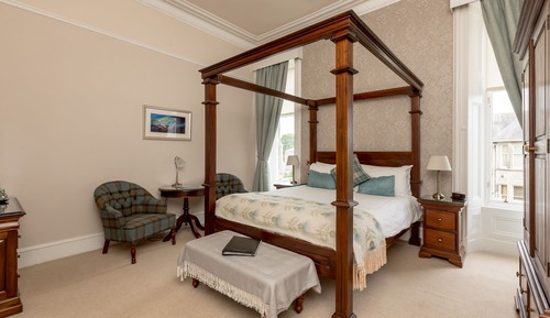 Superior Double Room (Four Poster Bed)