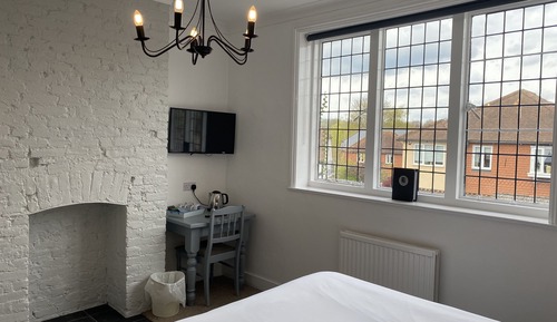 Superior Double Room, Bathtub (Room 7)