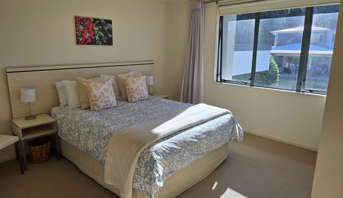 Apartment, 2 Bedrooms, Partial Ocean View