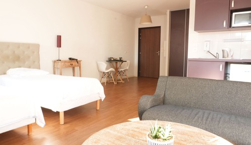 Classic Studio, 2 Twin Beds