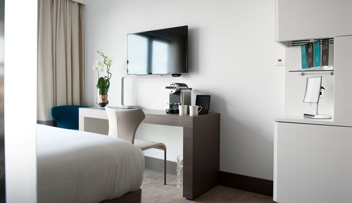 Classic Room, 1 Queen Bed, Non Smoking