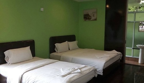 Superior Triple room