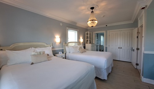Premium Room, 2 Queen Beds, Bathtub