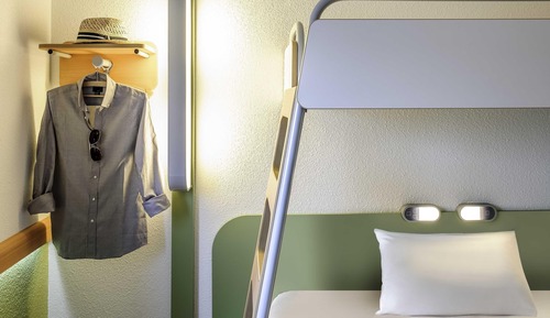 Triple Room, Multiple Beds