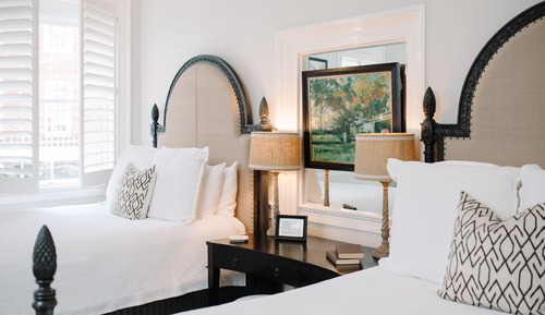 Room 1 Suite