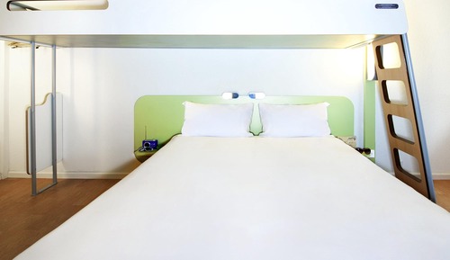 Triple Room, Multiple Beds