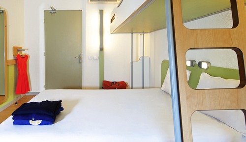 Triple Room, Multiple Beds