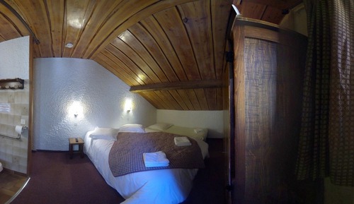 Economy Room (No.10)