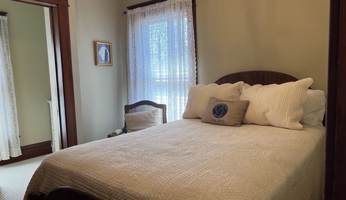 Standard Suite, 2 Double Beds (Tyfi 4; 2nd floor-stairs only)