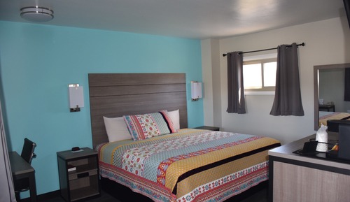 Standard Room, 1 King Bed