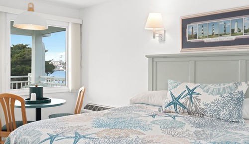 Standard Room, 1 Bedroom, Non Smoking (2nd FL Harborfront King, Private Deck)
