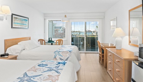Standard Room, 1 Bedroom, Non Smoking (1st FL Harborfront 2 Qn, Private Deck)