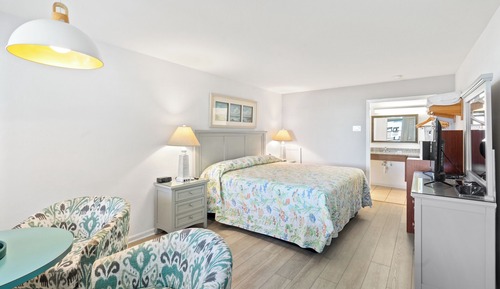 Standard Room, 1 Bedroom, Non Smoking (1st FL Harborfront King, Private Deck)