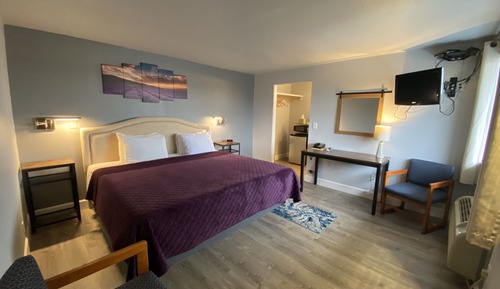 Standard Room, 1 King Bed