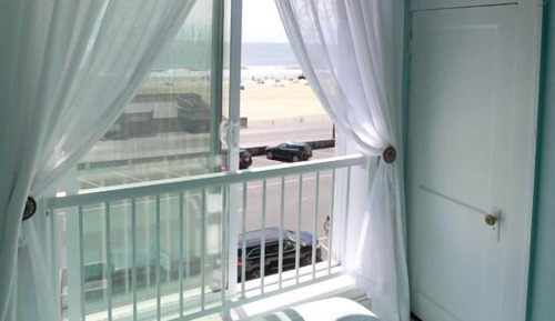 Room, 1 Queen Bed (Ocean Front View)