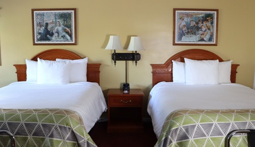 Standard Room, 2 Queen Beds