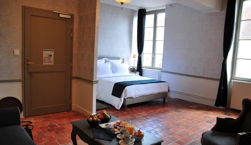 Deluxe Double Room (Jules Roy)