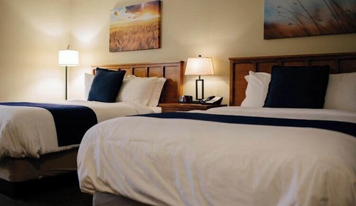 Standard Double Room, 2 Queen Beds, Non Smoking, Private Bathroom