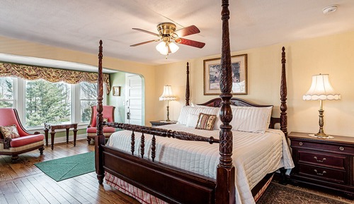 Regal Room