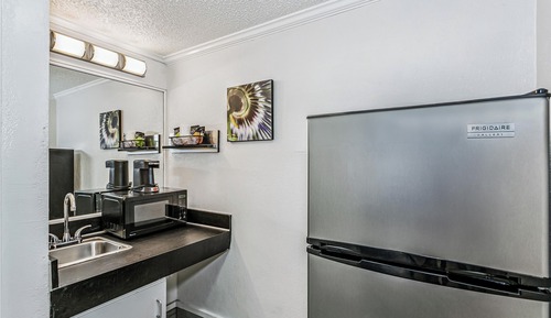 2 Room Luxury Suite, 1 King & 1 Sofa Bed (Interior)