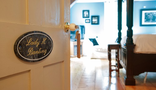 Room (Lady Banting)