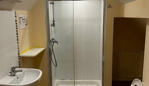 Standard Double Room, Ensuite