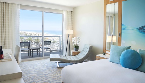 Room, 1 King Bed, Ocean View, Hearing with Balcony