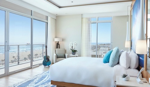 Penthouse, 1 King Bed with Sofa Bed, Ocean Front with Wraparound Balcony