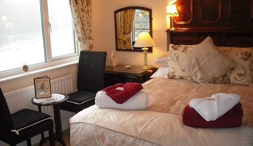 Standard Double Room, Ensuite, River View (Second Floor)