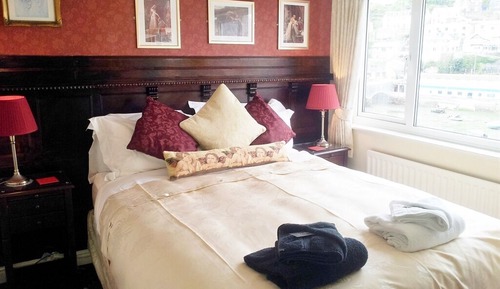 Premier Room, 1 King Bed, Ensuite, River View (Second Floor)