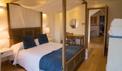 Superior Double Room, Ensuite, Garden View (Four Poster Bed )