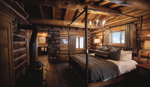 Room (Bullmoose)