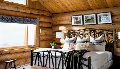 Room (Aspen)