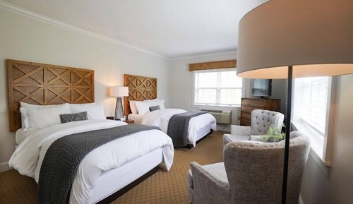 Deluxe Non-Smoking Room