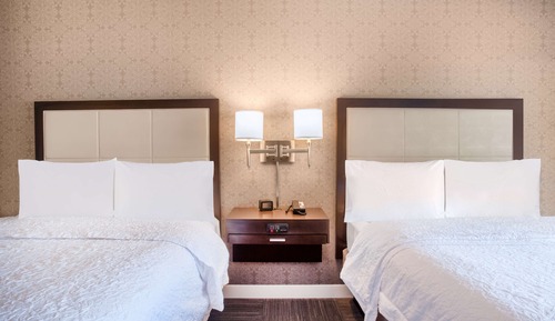 Room, 2 Queen Beds, Accessible, Non Smoking (hearing acc)